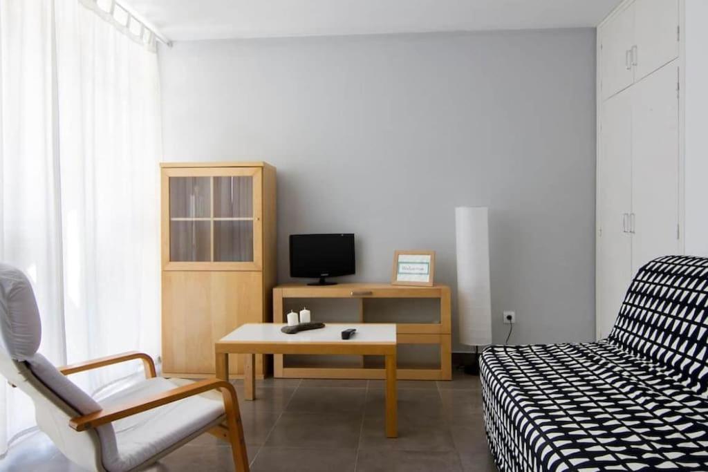 Cute Tiny Flat Near The Beach And City Center Tossa de Mar Exterior foto